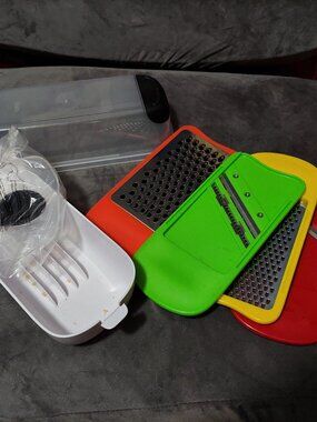 OXO Cheese grater, Mandoline slicer combo